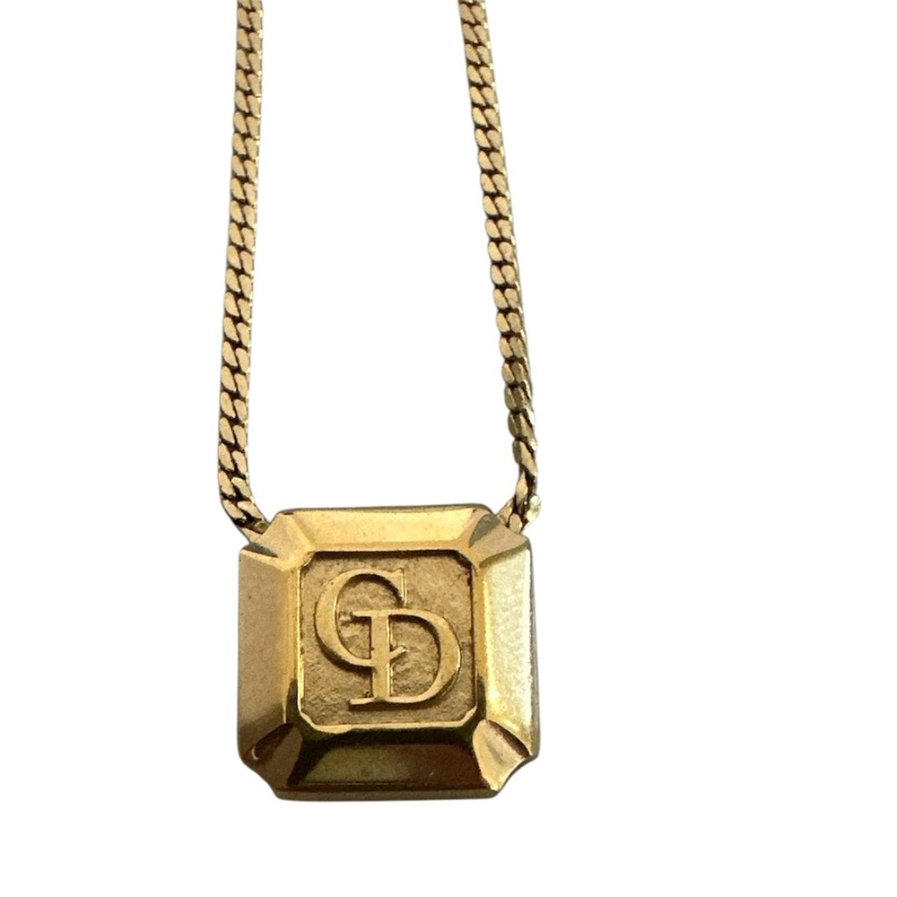 ✨CHRISTIAN DIOR GOLD NECKLACE✨